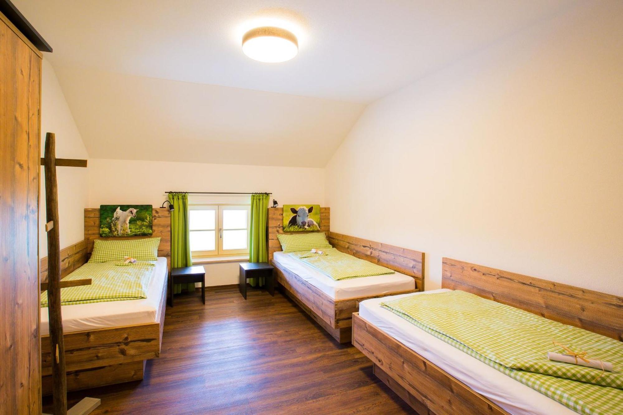 Schleipfnerhof Urlaub Auf Dem Bauernhof Villa Бернау ам Кимзе Екстериор снимка